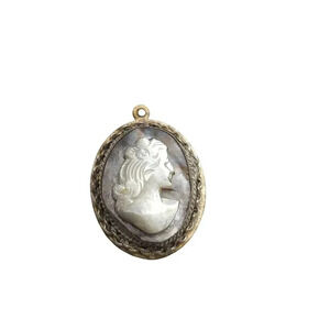 BC 800 Signed 800 Silver Mother of Pearl Carved Cameo Vintage